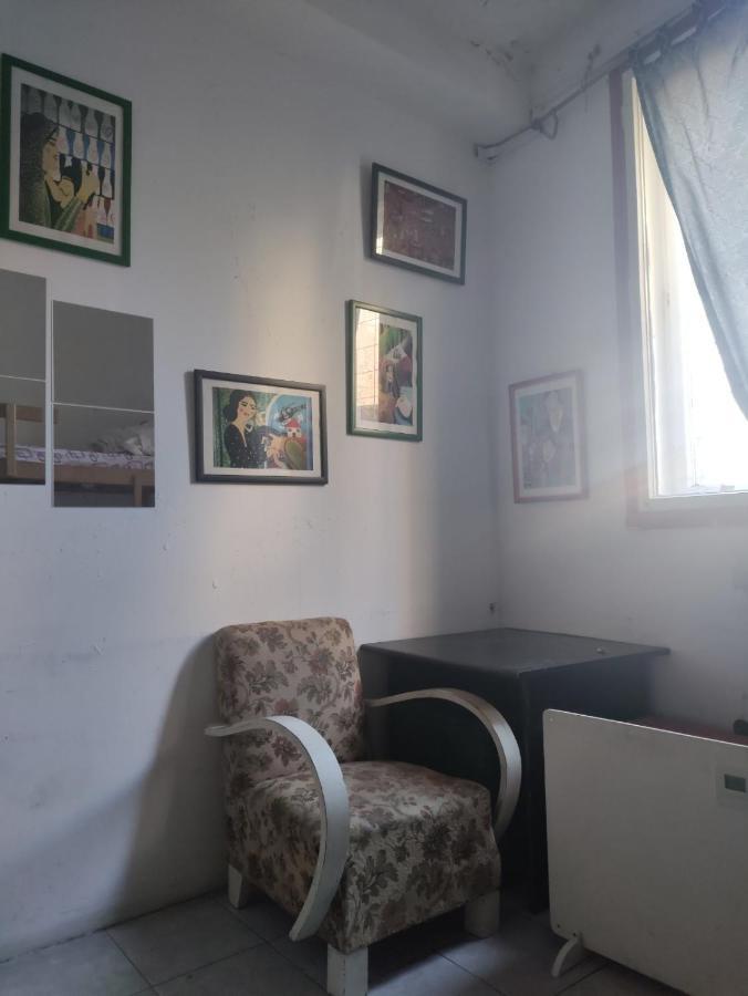 Yolo Hostel Belgrade