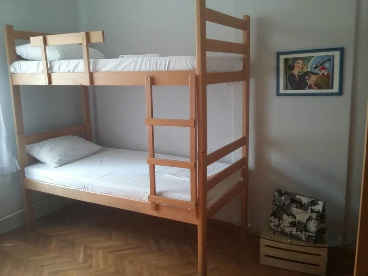 Yolo Хостел Белград