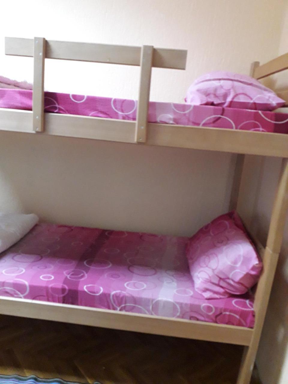 Hostel Yolo *